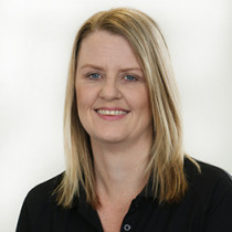263x292 Kirsty Office Manager