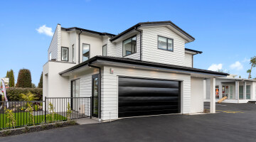 003 Open2view ID489626 Jennian 180 Fifteenth Avenue