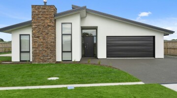 088 Open2view ID493747 144 Pharazyn Street